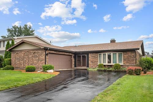 911 W Willow, Mount Prospect, IL 60056