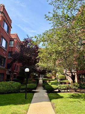 906 W Sunnyside Unit 2A, Chicago, IL 60640
