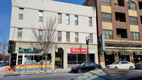 930 W Belmont Unit 201, Chicago, IL 60657