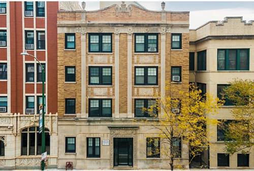 511 W Belmont Unit 32, Chicago, IL 60657
