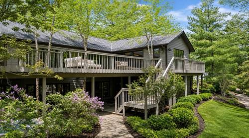 106 Oak Ridge, Burr Ridge, IL 60527