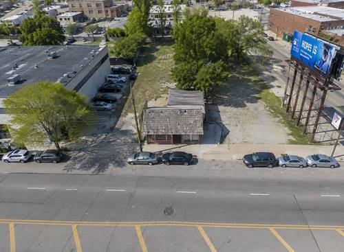 7216 N Western, Chicago, IL 60645