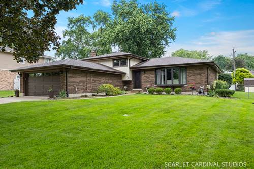 420 Pierce, Roselle, IL 60172