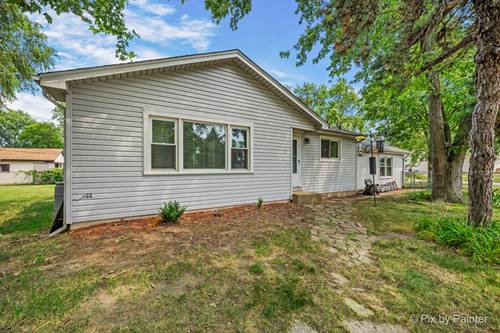 8425 Central, Burbank, IL 60459