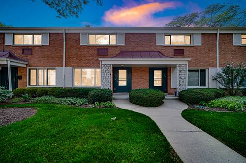 662 Carriage Hill, Glenview, IL 60025