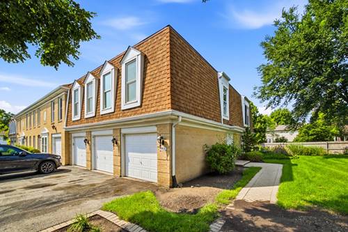 761 Garfield Unit C, Libertyville, IL 60048