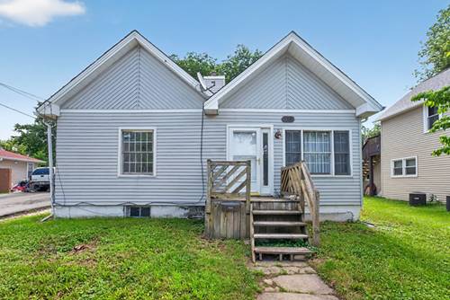 322 Hickory, Dekalb, IL 60115
