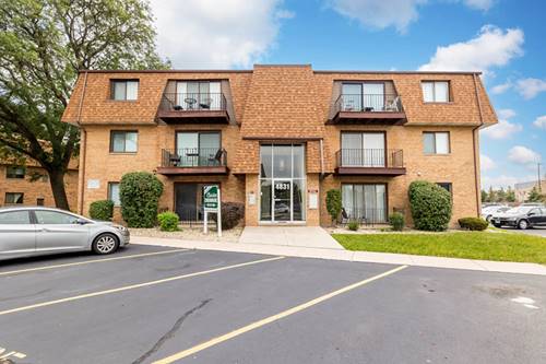 4831 W 109th Unit 104, Oak Lawn, IL 60453