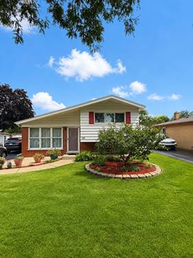 116 N May, Addison, IL 60101