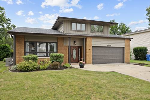 1815 Azalea, Mount Prospect, IL 60056