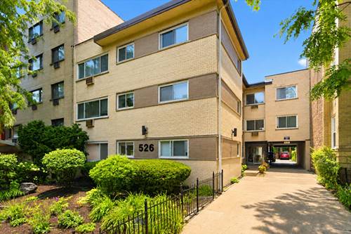 526 W Roscoe Unit 2A, Chicago, IL 60657