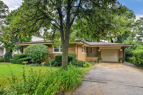 447 Lowell, Glen Ellyn, IL 60137