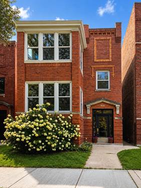 5122 N Leavitt, Chicago, IL 60625