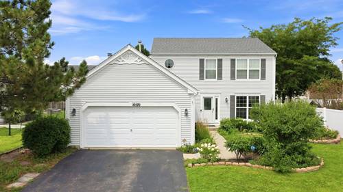 10570 Wing Pointe, Huntley, IL 60142