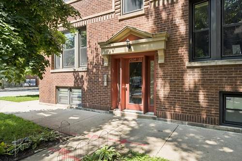 2924 W Berteau Unit 1, Chicago, IL 60618