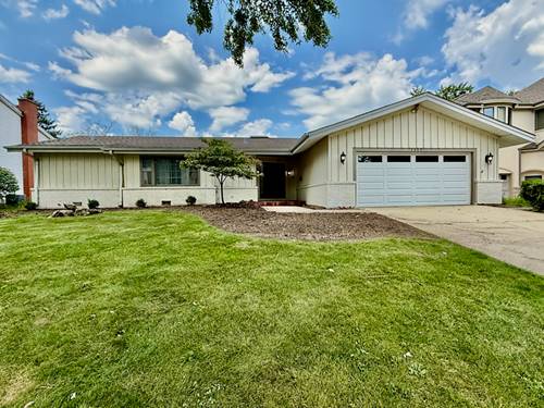 1117 Summit Hills, Naperville, IL 60563