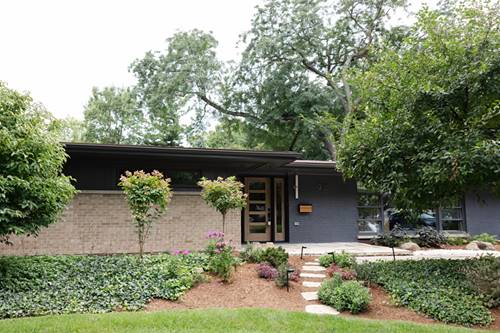 916 Ray, Geneva, IL 60134