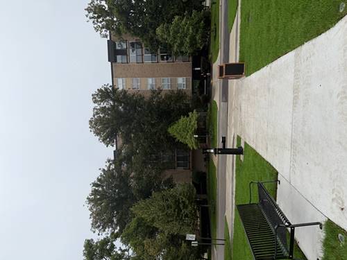 424 Park Unit 402, River Forest, IL 60305