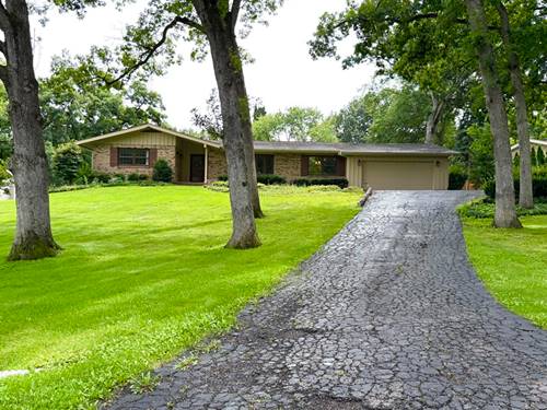 3915 N Tamarack, Crystal Lake, IL 60012
