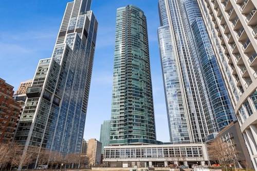 1201 S Prairie Unit 4206, Chicago, IL 60605