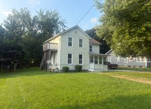 107 Hettinger, North Aurora, IL 60542
