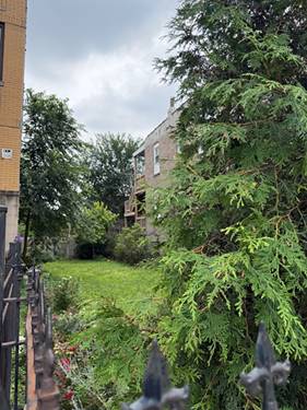 4451 W Jackson, Chicago, IL 60624