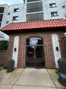 350 Plum Creek Unit 107, Wheeling, IL 60090