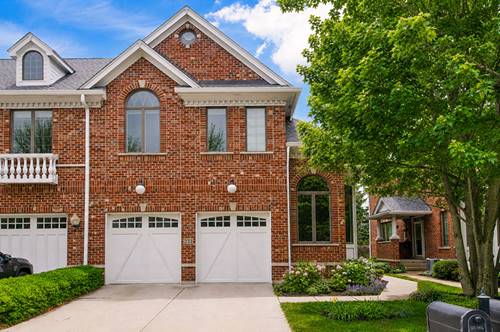 271 Arbor Glen Unit 271, Schaumburg, IL 60195