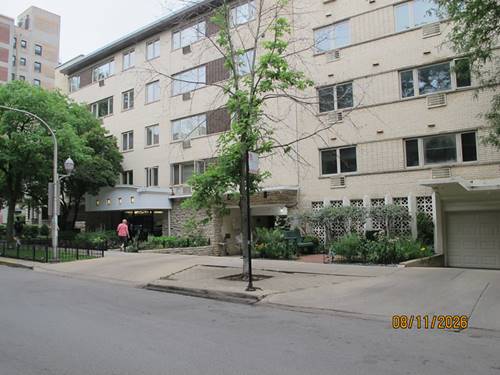 426 W Barry Unit 409, Chicago, IL 60657