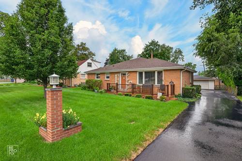 606 Banbury, Roselle, IL 60172