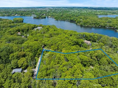 26359 N Hickory, Mundelein, IL 60060