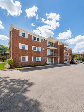 4420 W 111th Unit 104, Oak Lawn, IL 60453