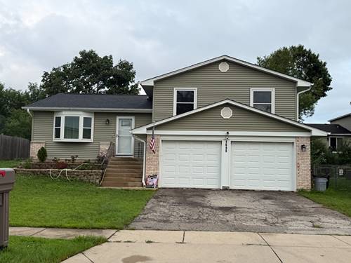1695 Berkshire, Glendale Heights, IL 60139