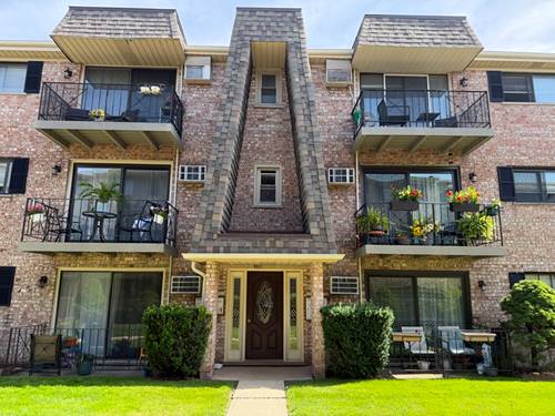5321 N Delphia Unit 322, Chicago, IL 60656