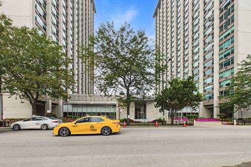 3600 N Lake Shore Unit 2324, Chicago, IL 60613