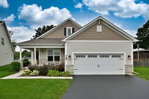 768 Eagle, Addison, IL 60101
