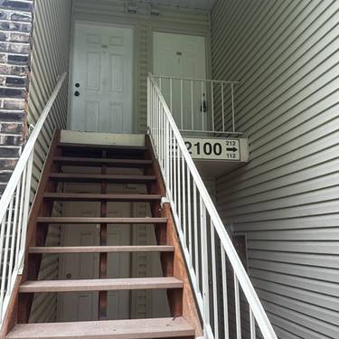 2100 Light Unit 212, Oswego, IL 60543