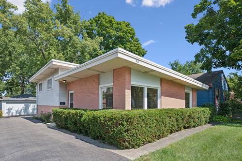 516 Hermitage, Deerfield, IL 60015
