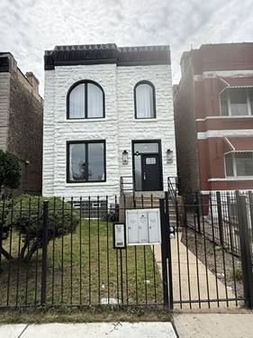 2717 W Congress Unit 2, Chicago, IL 60612
