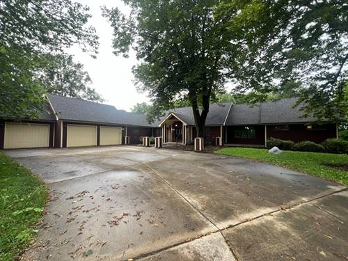24535 W Woodridge, Joliet, IL 60404