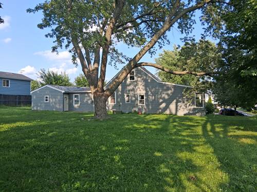 1624 N Poplar, Round Lake Beach, IL 60073