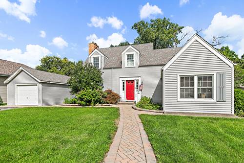 369 N Walnut, Elmhurst, IL 60126