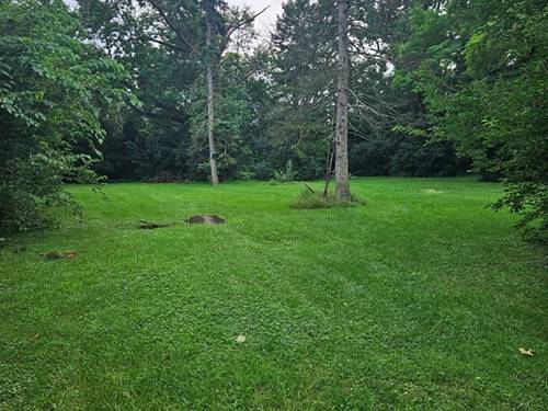 419 W 63rd, Westmont, IL 60559