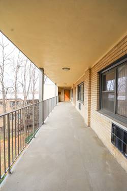 2550 W Catalpa Unit C4, Chicago, IL 60625