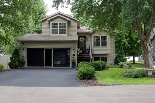 110 Swanson, Ottawa, IL 61350