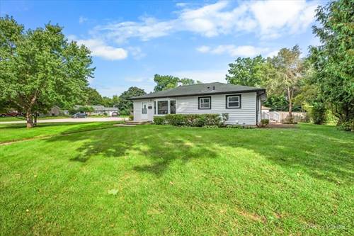 221 Sunset, Crystal Lake, IL 60014