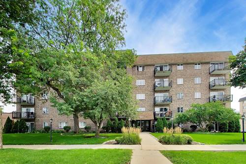 907 Curtiss Unit 404, Downers Grove, IL 60515
