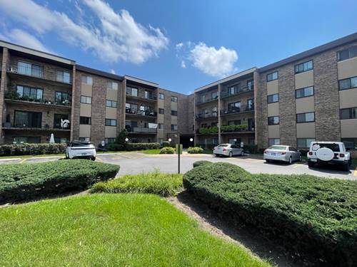 725 W Huntington Commons Unit 416, Mount Prospect, IL 60056