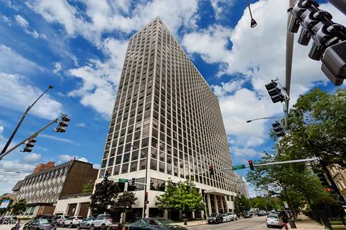 4343 N Clarendon Unit 2505, Chicago, IL 60613