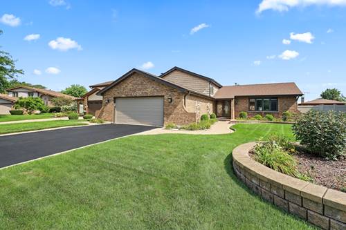 1229 Anvil, Addison, IL 60101